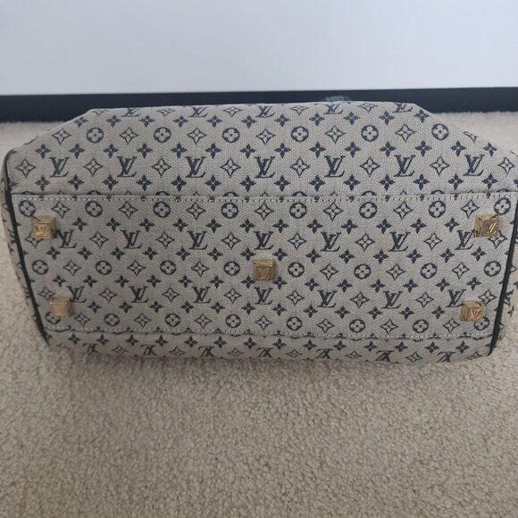 Louis Vuitton Josephine PM Monogram Canvas Bag used Authentic - Picture 6 of 16
